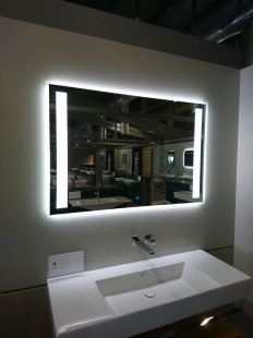 Зеркало с LED подсветкой BOSENO